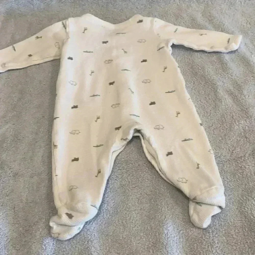 Carter’s baby pajamas